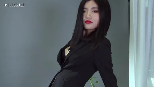 [Ligui丽柜] 高清视频 2019.11.26 《职场新秀》小辫儿 - Ligui丽柜
